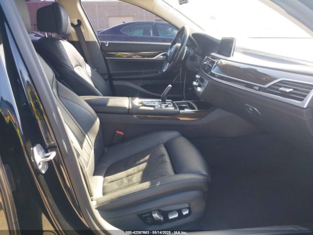 2021 BMW 740I WBA7T2C05MCG31540 Photo 4