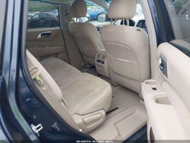 5N1AR2MM7EC687059 Nissan Pathfinder Sv