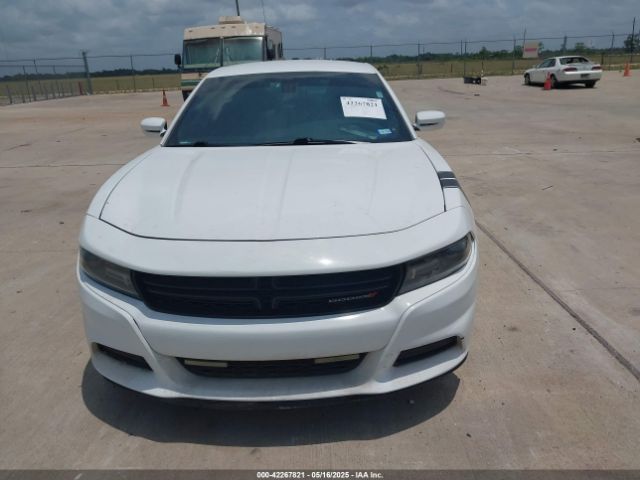 2C3CDXBGXJH239254 Dodge Charger Sxt Rwd