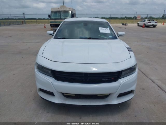 2C3CDXBGXJH239254 Dodge Charger Sxt Rwd