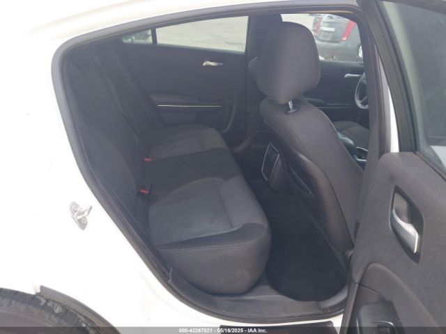 2C3CDXBGXJH239254 Dodge Charger Sxt Rwd