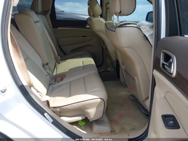 1C4RJFCGXEC441771 Jeep Grand Cherokee Overland