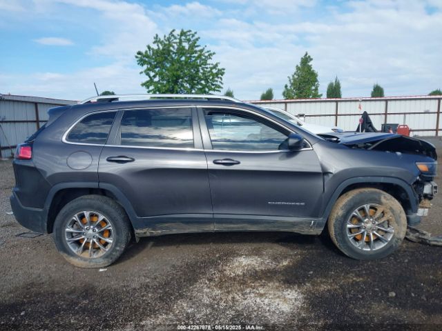 1C4PJMLN2KD132053 Jeep Cherokee Latitude Plus 4x4