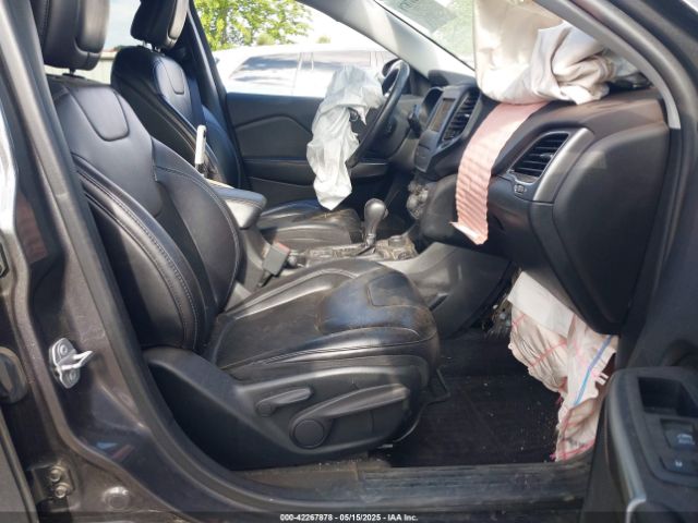 1C4PJMLN2KD132053 Jeep Cherokee Latitude Plus 4x4