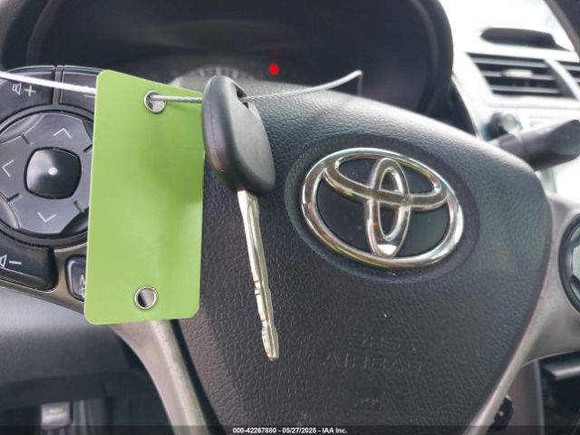 4T1BF1FK3EU450663 Toyota CAMRY SE