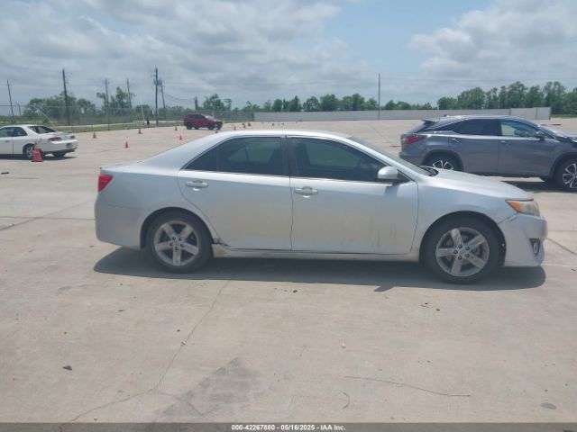 4T1BF1FK3EU450663 Toyota CAMRY SE