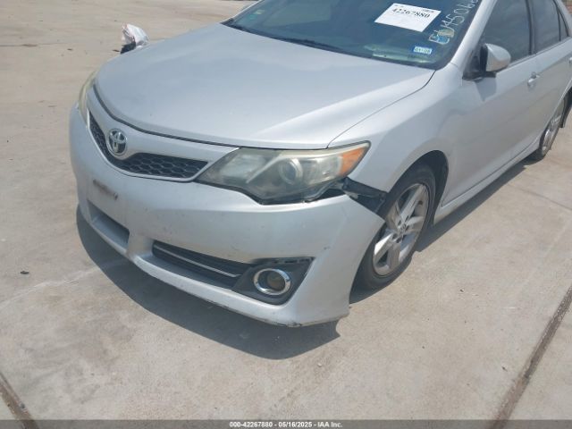 4T1BF1FK3EU450663 Toyota CAMRY SE