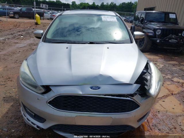 1FADP3K24FL365694 Ford FOCUS SE