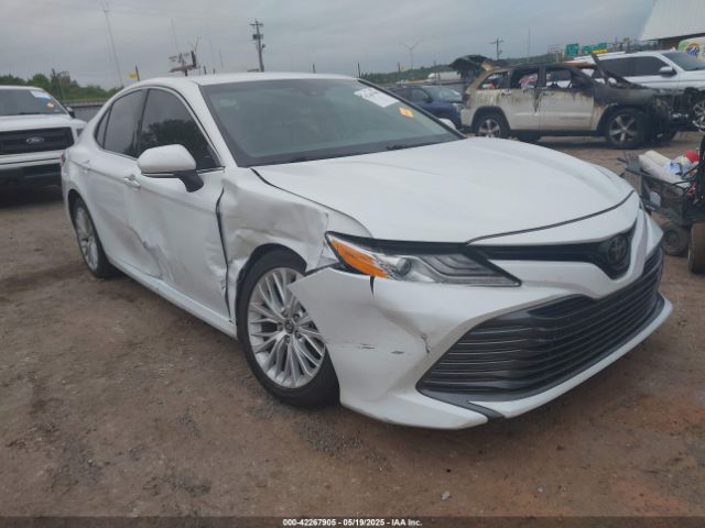 2018 TOYOTA CAMRY 4T1B11HK7JU023640