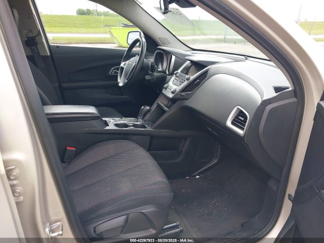 2GNALCEK1G1180845 Chevrolet EQUINOX LT