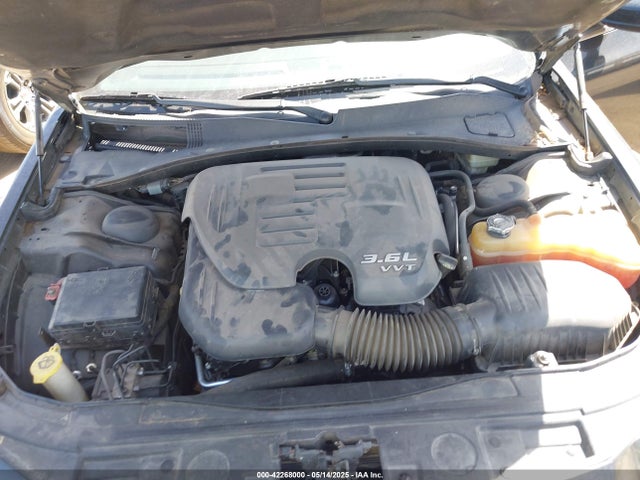 2C3CCABG5EH167983 Chrysler 300 300s