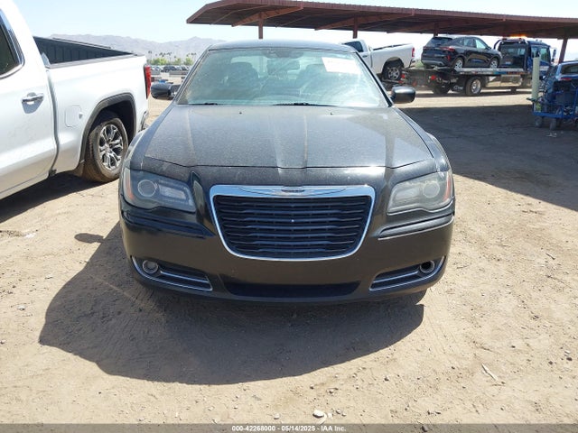 2C3CCABG5EH167983 Chrysler 300 300s