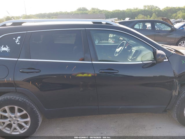 1C4PJMCS6FW774940 Jeep Cherokee Latitude