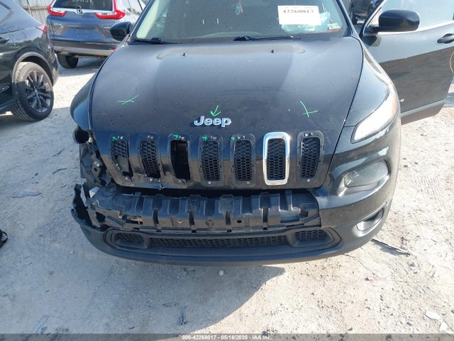 1C4PJMCS6FW774940 Jeep Cherokee Latitude
