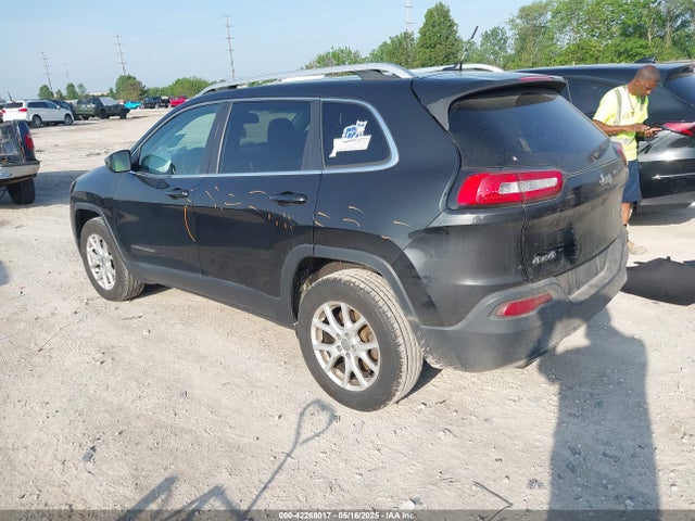1C4PJMCS6FW774940 Jeep Cherokee Latitude