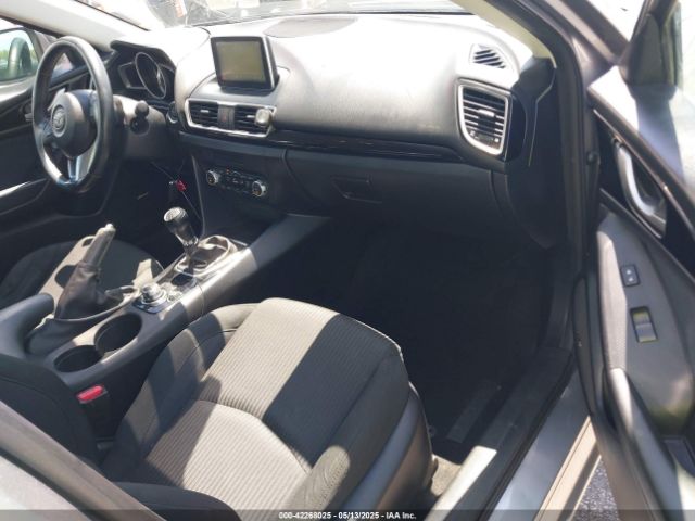3MZBM1W70GM276450 Mazda Mazda3 I Touring