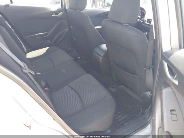 3MZBM1W70GM276450 Mazda Mazda3 I Touring