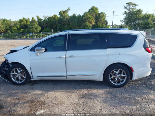 2C4RC1GG9HR514681 Chrysler Pacifica Limited
