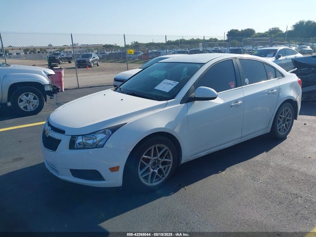 1G1PE5SB4E7340318 Chevrolet Cruze 2lt Auto