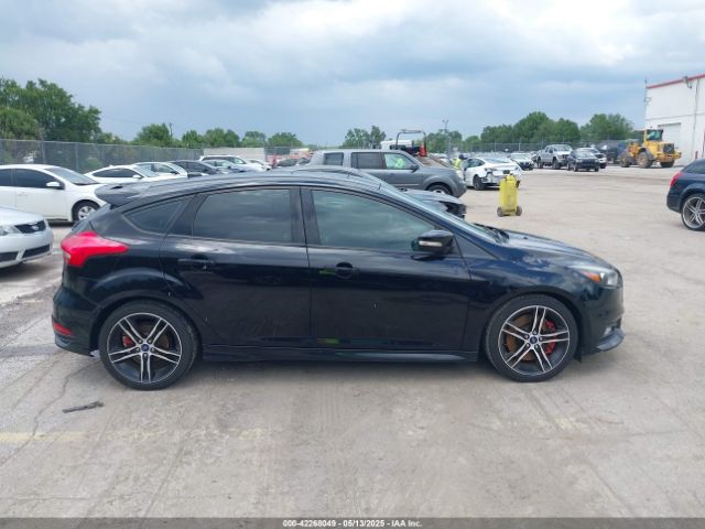 1FADP3L90GL266335 Ford FOCUS ST