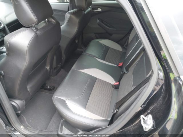 1FADP3L90GL266335 Ford FOCUS ST
