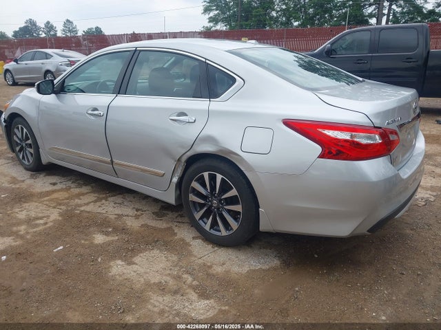 1N4AL3AP4HC155790 Nissan 2017