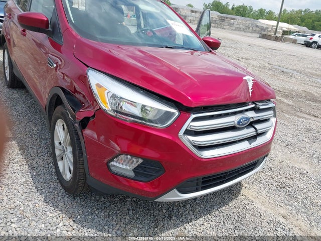 2017 Ford Escape Se მანქანა იყიდება აუქციონზე, vin: 1FMCU9G96HUE32358, აუქციონის ნომერი: 42268145