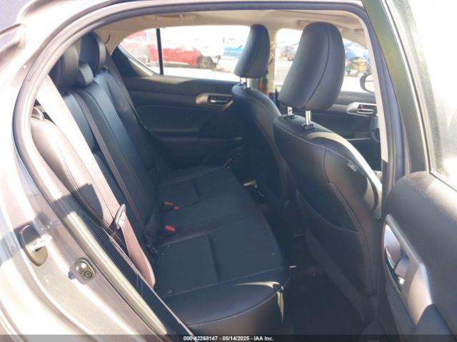 JTHKD5BH8H2299409 Lexus CT 200H