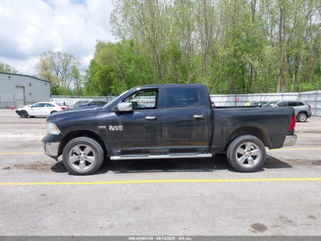 1C6RR7LT2ES395555 RAM 1500 Slt
