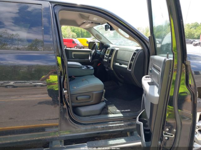 1C6RR7LT2ES395555 RAM 1500 Slt