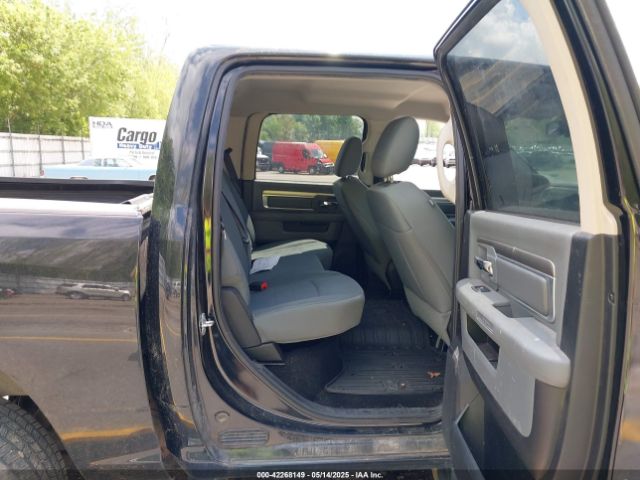 1C6RR7LT2ES395555 RAM 1500 Slt