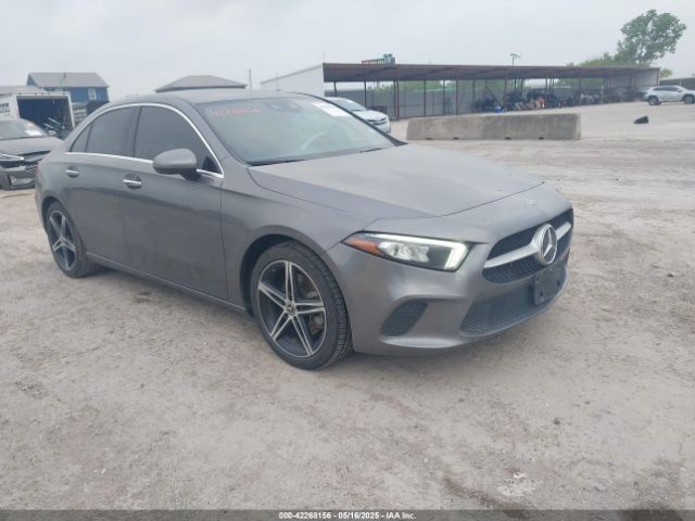 2019 MERCEDES-BENZ A 220 WDD3G4EB2KW016409