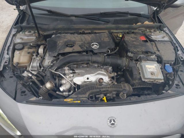 2019 MERCEDES-BENZ A 220 WDD3G4EB2KW016409 Photo 9