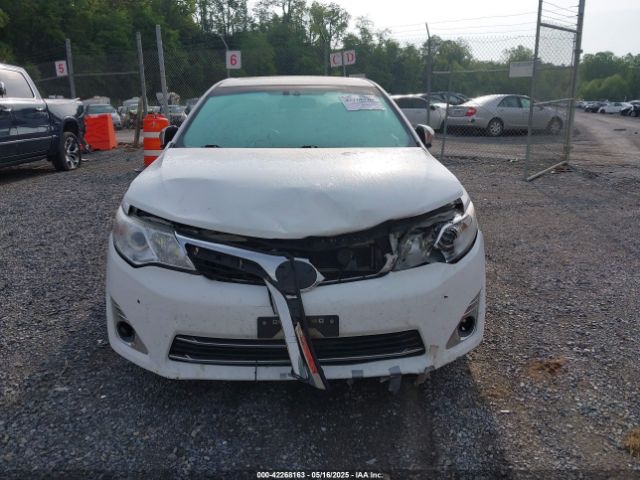 4T1BD1FK0EU106097 Toyota Camry Hybrid Xle