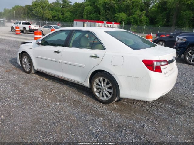 4T1BD1FK0EU106097 Toyota Camry Hybrid Xle