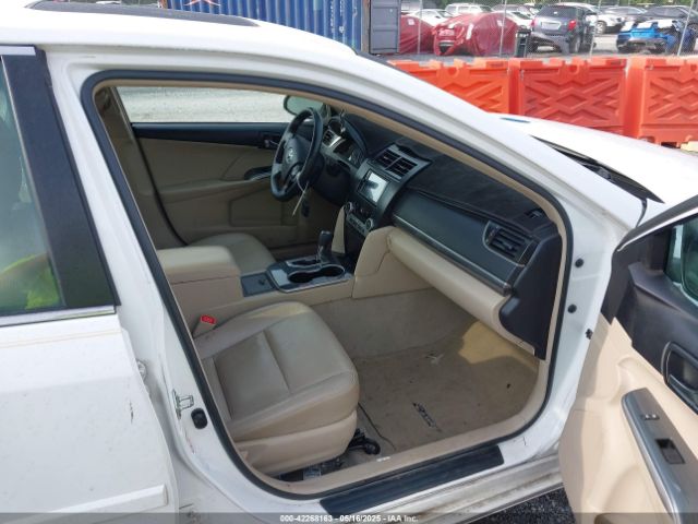4T1BD1FK0EU106097 Toyota Camry Hybrid Xle