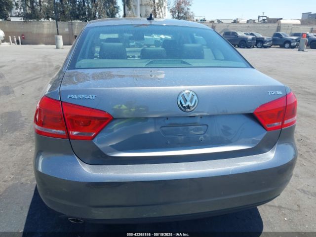 1VWBV7A38FC044618 Volkswagen Passat 2.0l Tdi Se