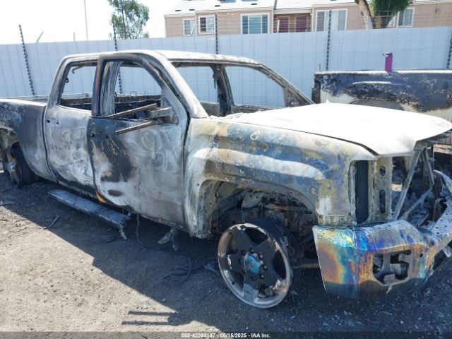 1GT12ZE80FF521887 GMC Sierra 2500hd Slt