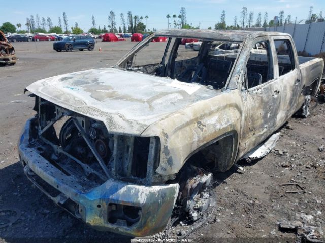 1GT12ZE80FF521887 GMC Sierra 2500hd Slt