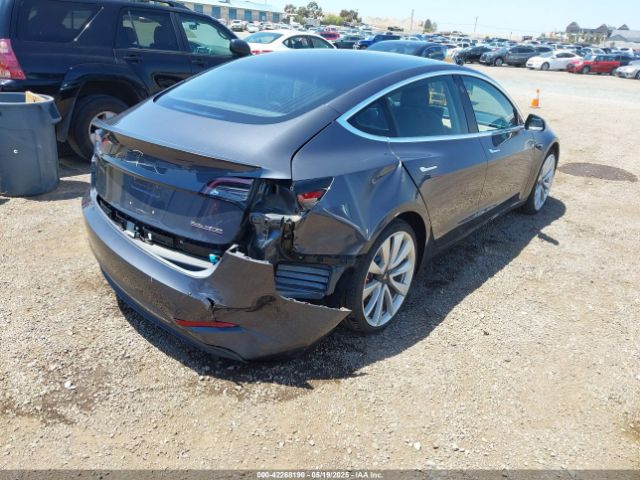 2018 TESLA MODEL 3 5YJ3E1EB8JF105886 Photo 3