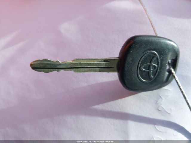 5TFUW5F18EX408788 Toyota Tundra Sr5 5.7l V8
