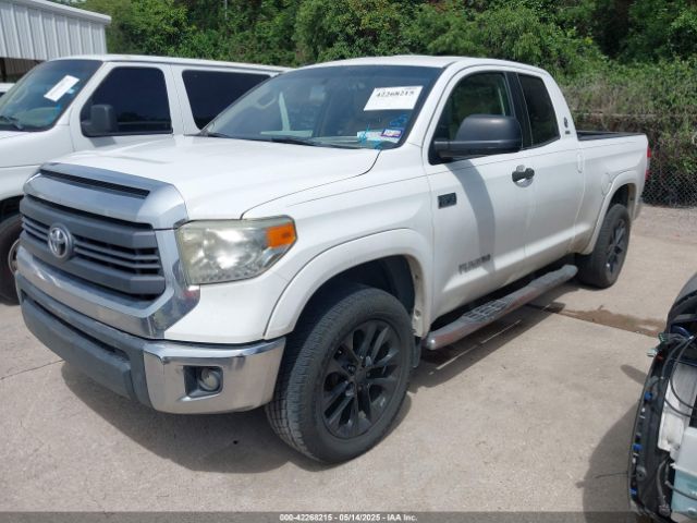 5TFUW5F18EX408788 Toyota Tundra Sr5 5.7l V8