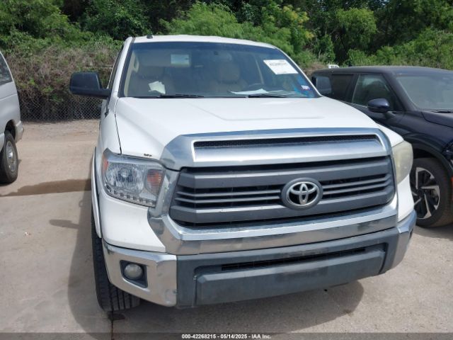 5TFUW5F18EX408788 Toyota Tundra Sr5 5.7l V8