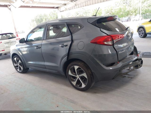 KM8J3CA27GU042144 Hyundai Tucson Sport