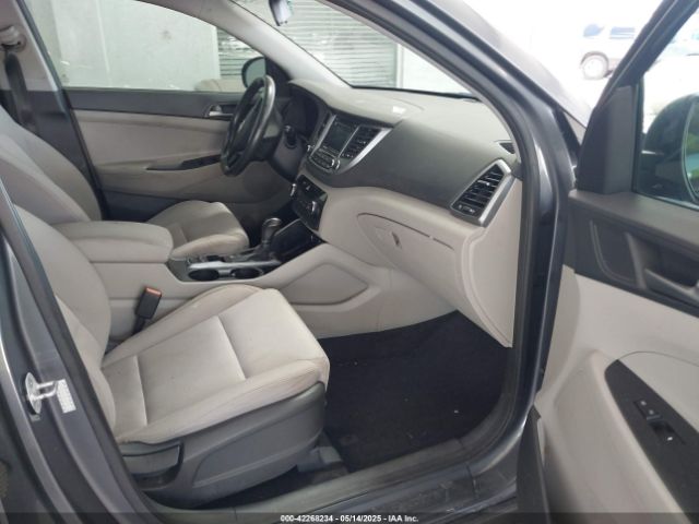 KM8J3CA27GU042144 Hyundai Tucson Sport