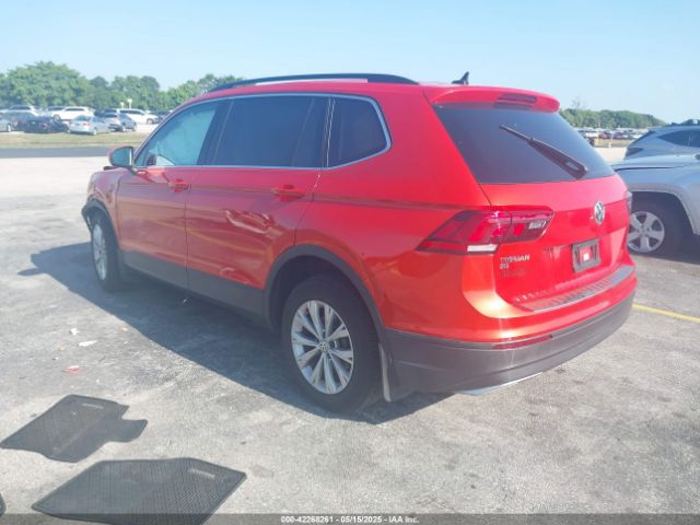 2019 VOLKSWAGEN TIGUAN 3VV3B7AX2KM060679 Photo 2