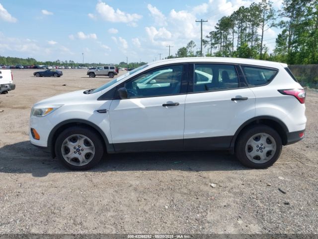 1FMCU0F77HUE98557 Ford ESCAPE S