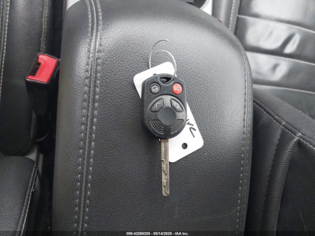 1FMCU9G97FUC16600 Ford ESCAPE SE