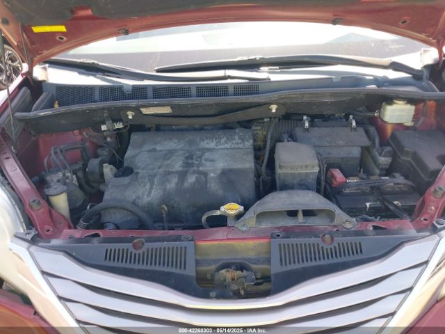 2016 TOYOTA SIENNA 5TDYK3DCXGS710792 Photo 9