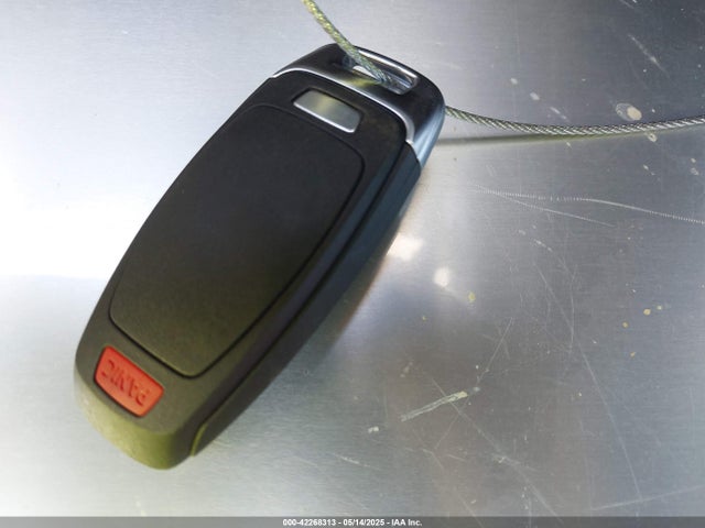 2024 AUDI A3 WAUGUDGY1RA066860 Photo 10